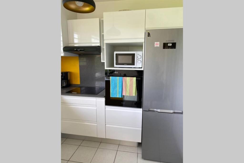 Ferienwohnung L' Aure Le Lamentin Exterior foto
